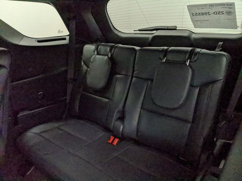 New 2025 Ford Explorer ST-Line w/ Premium Package image 24