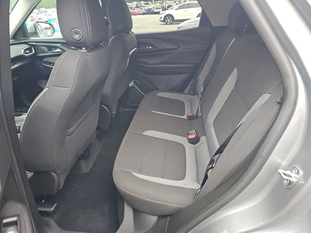 Used 2023 Chevrolet TrailBlazer LT FWD image 14