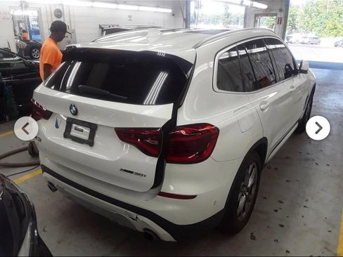 Used 2021 BMW X3 xDrive30i w/ Premium Package AWD/4WD image 4