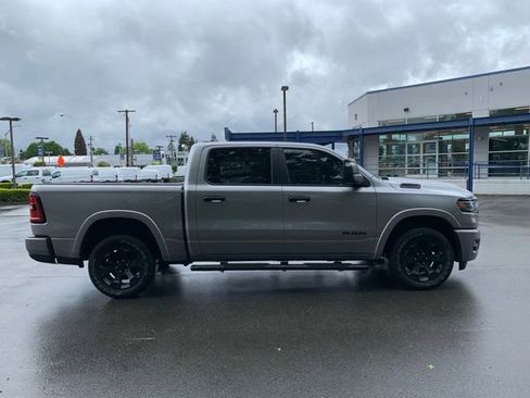 Used 2025 RAM 1500 Big Horn AWD/4WD image 7