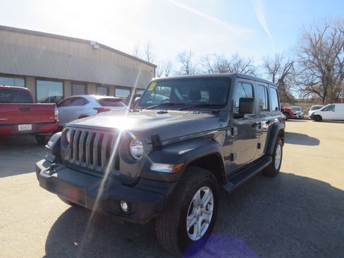 Used 2021 Jeep Wrangler Unlimited Sport w/ Cold Weather Group image 13