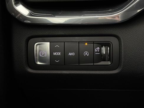 New 2026 GMC Acadia Denali w/ Super Cruise Package image 27