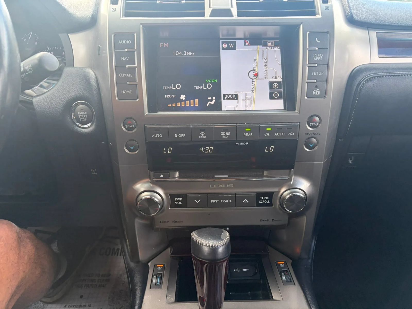 Used 2018 Lexus GX 460 Premium AWD/4WD image 15