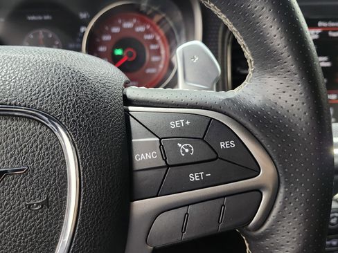 Used 2016 Dodge Charger SRT Hellcat image 41