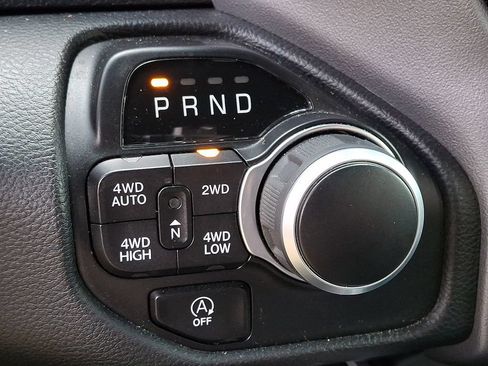 Used 2023 RAM 1500 Big Horn AWD/4WD image 16