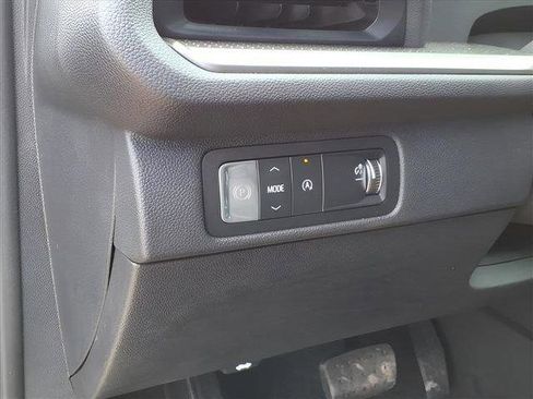 New 2026 Chevrolet Traverse LT w/ Driver Confidence Package FWD image 17