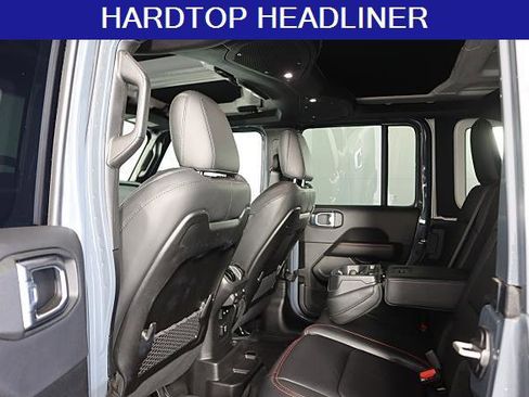 Used 2024 Jeep Wrangler Unlimited Rubicon image 22