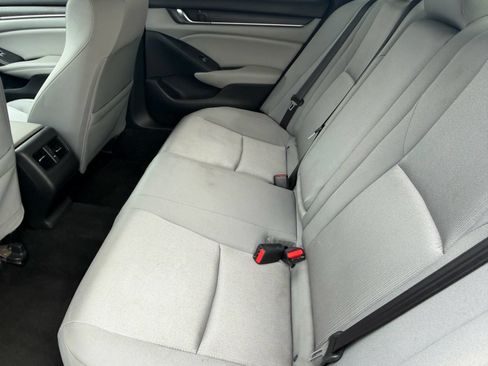 Used 2019 Honda Accord EX image 13