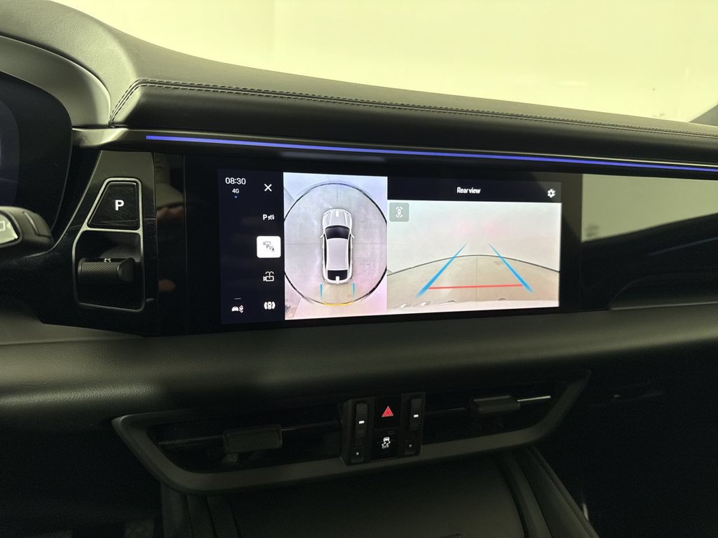 Certified 2025 Porsche Macan 4 Electric AWD/4WD image 29