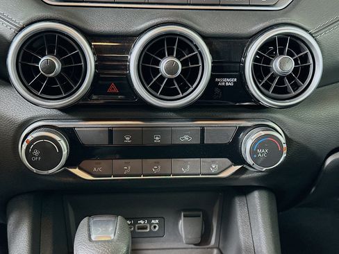 Used 2024 Nissan Sentra SV image 23