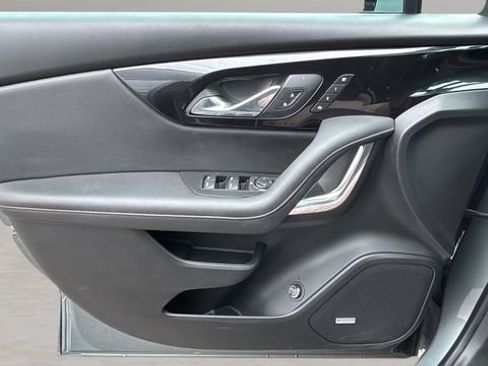 Used 2023 Chevrolet Blazer Premier w/ Enhanced Convenience Package image 17