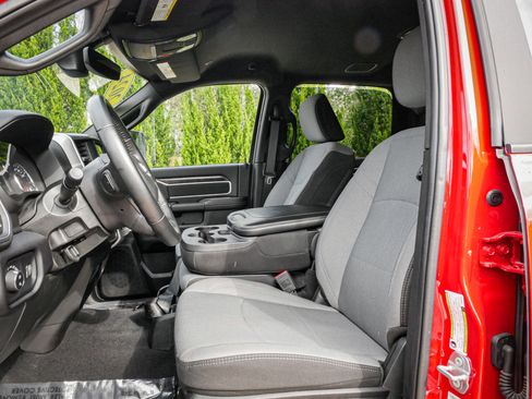 Used 2024 RAM 2500 Big Horn w/ Bed Utility Group image 16