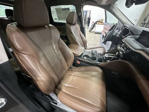Used 2023 Acura MDX w/ Technology Package FWD image 32