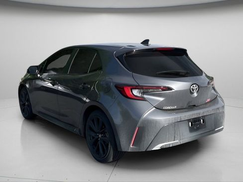Used 2024 Toyota Corolla XSE FWD image 6