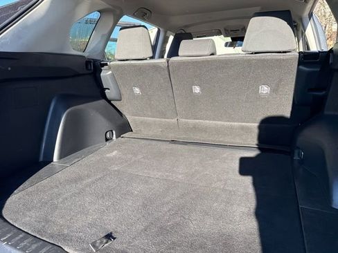 Used 2020 Toyota RAV4 XLE image 29