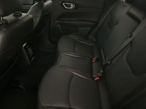 Used 2022 Jeep Compass Trailhawk w/ Trailhawk Elite Group image 28