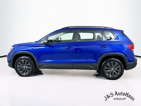 Used 2024 Volkswagen Taos S image 4