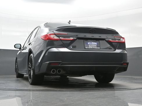 Used 2025 Toyota Camry SE AWD/4WD image 30