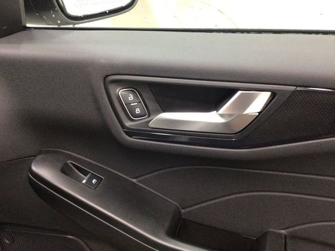 New 2026 Ford Escape ST-Line w/ Tech Pack #1 image 37