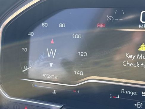 Used 2022 GMC Sierra 1500 Denali image 12