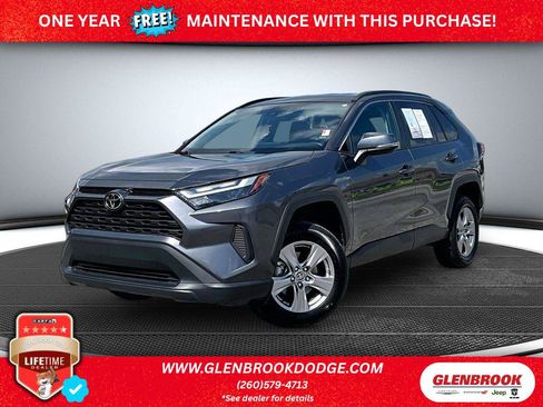 Used 2025 Toyota RAV4 XLE FWD image 1
