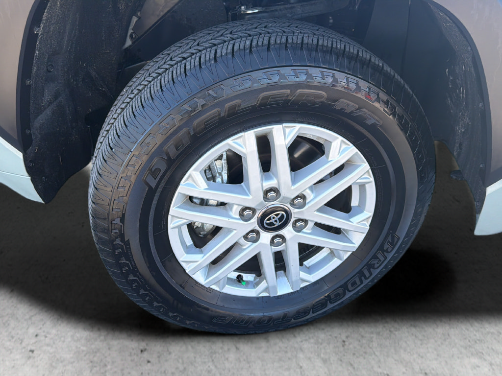 Used 2026 Toyota Tundra SR5 w/ SR5 Convenience Package AWD/4WD image 55