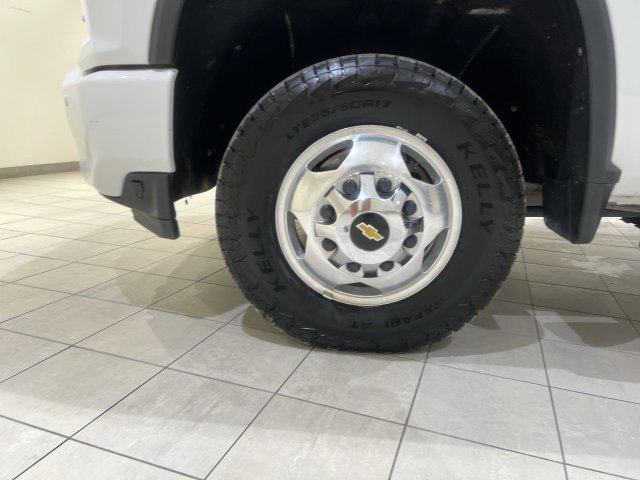 Used 2021 Chevrolet Silverado 3500 High Country w/ Safety Package II AWD/4WD image 32