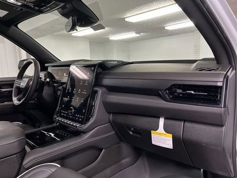 New 2026 GMC Yukon XL AT4 Ultimate w/ LPO, Floor Liner Package AWD/4WD image 30