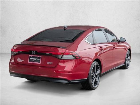 Used 2024 Honda Accord Sport image 5