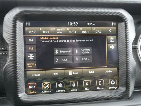 Used 2023 Jeep Wrangler Unlimited Sahara w/ Cold Weather Group image 33