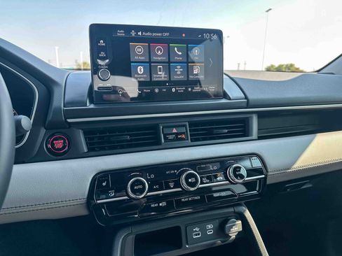 New 2025 Honda Pilot Touring image 20