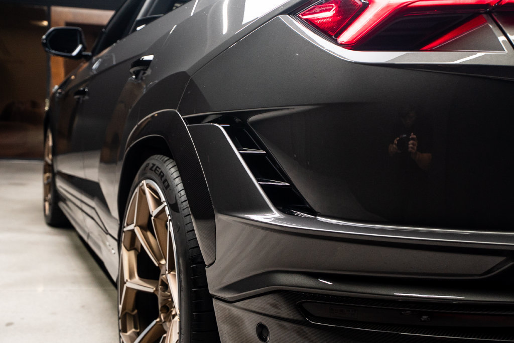 Used 2023 Lamborghini Urus Performante AWD/4WD image 28