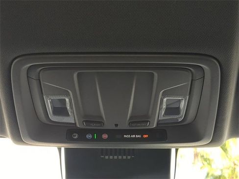 Used 2024 Chevrolet Silverado 2500 LT image 23