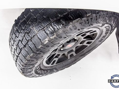 Used 2023 Toyota 4Runner SR5 Premium image 12