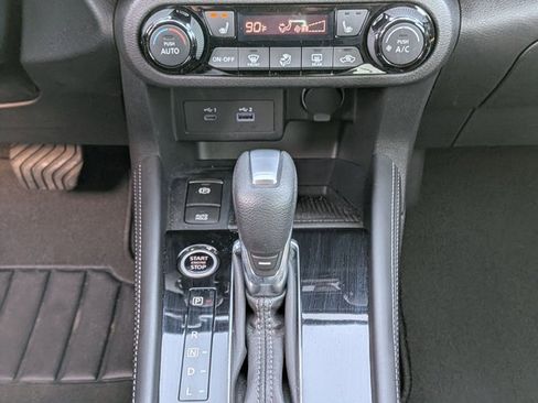 Certified 2023 Nissan Kicks SR w/ SR Premium Package image 22