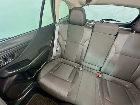 Used 2023 Subaru Outback Premium image 12