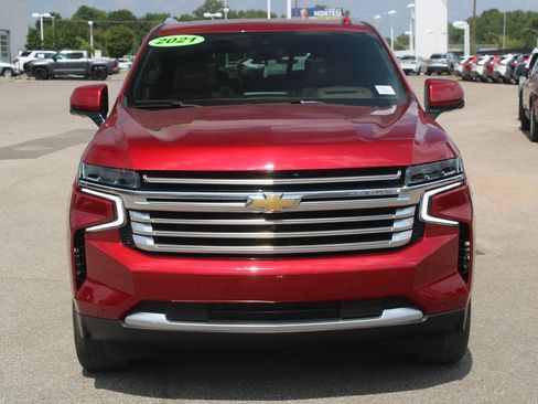 Used 2021 Chevrolet Tahoe High Country w/ Premium Package image 28