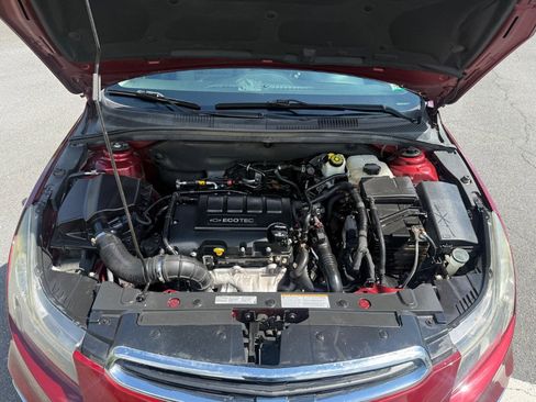 Used 2016 Chevrolet Cruze LT w/ Sun And Sound Package FWD image 24