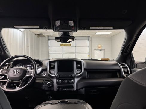 Used 2024 RAM 2500 Big Horn w/ Bed Utility Group image 20