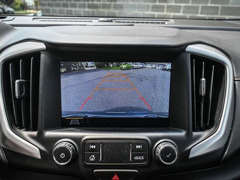 Used 2020 GMC Terrain SLT w/ Preferred Package AWD/4WD image 10