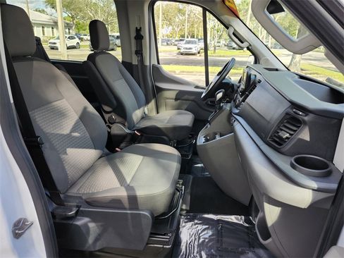 Used 2021 Ford Transit 350 XLT image 17
