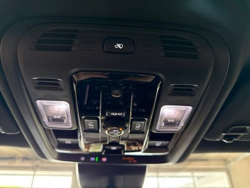New 2026 GMC Yukon Denali w/ Advanced Technology Package AWD/4WD image 37