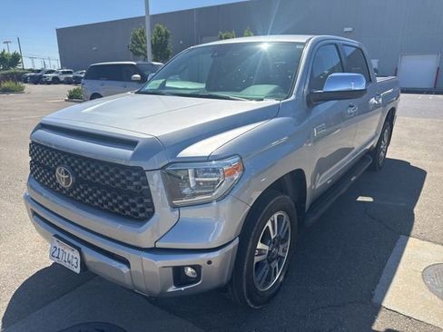 Used 2021 Toyota Tundra Platinum image 3