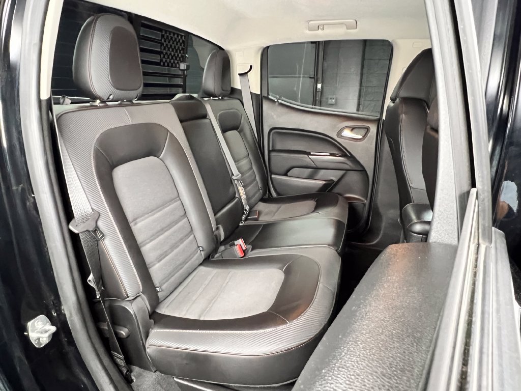 Used 2022 GMC Canyon AT4 AWD/4WD image 16