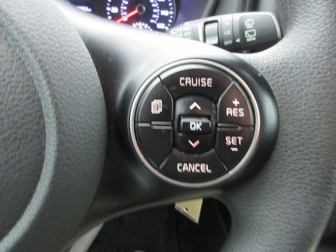 Used 2020 Kia Soul S image 27