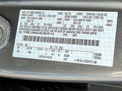 Used 2025 Ford Escape ST-Line Select image 18