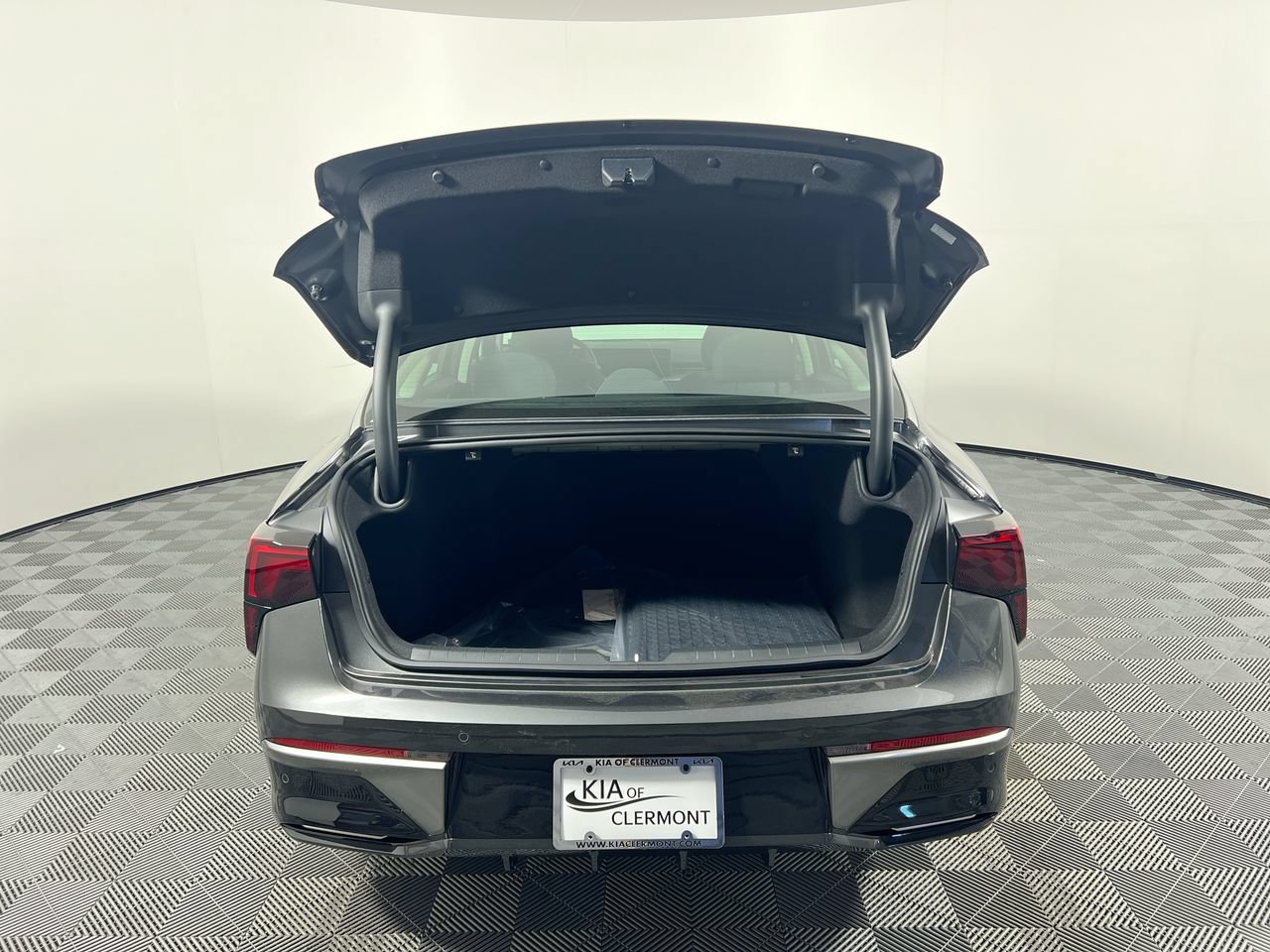 New 2026 Kia K5 LXS FWD image 33