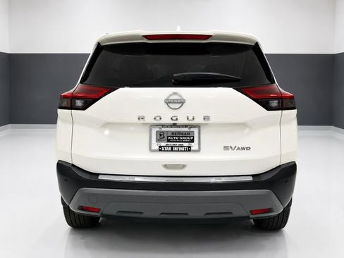Certified 2023 Nissan Rogue SV AWD/4WD image 9