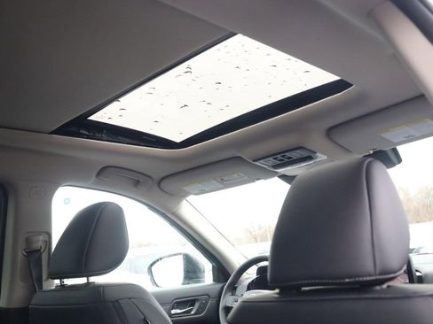 New 2026 Nissan Pathfinder Platinum image 24