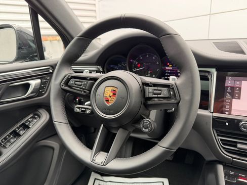 New 2026 Porsche Macan Turbo image 21